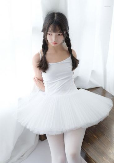 与黑帮老大的女主第一季免费_在线观看